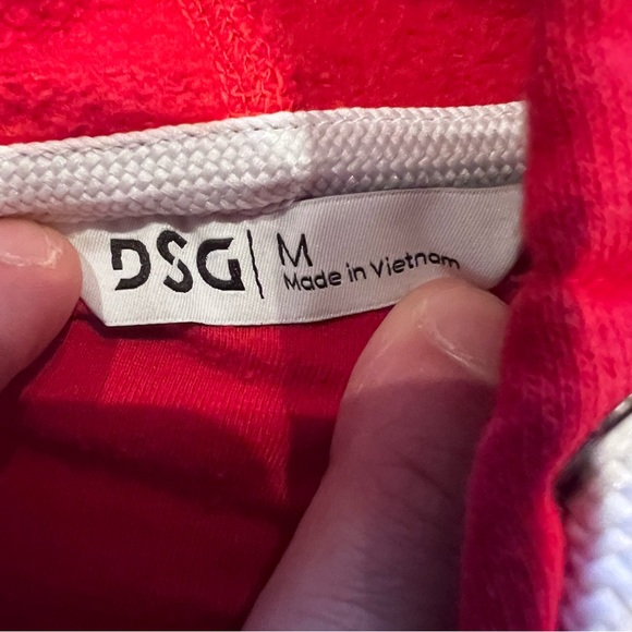 Kids Girls Boys DSG Dicks Sporting Goods Red Hoodie Fleece Size M Medium - Picture 3 of 5